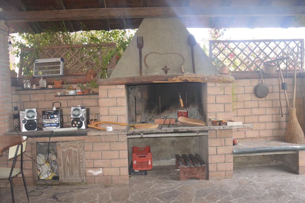 B&B Fra E Fe Arborea Dış mekan fotoğraf