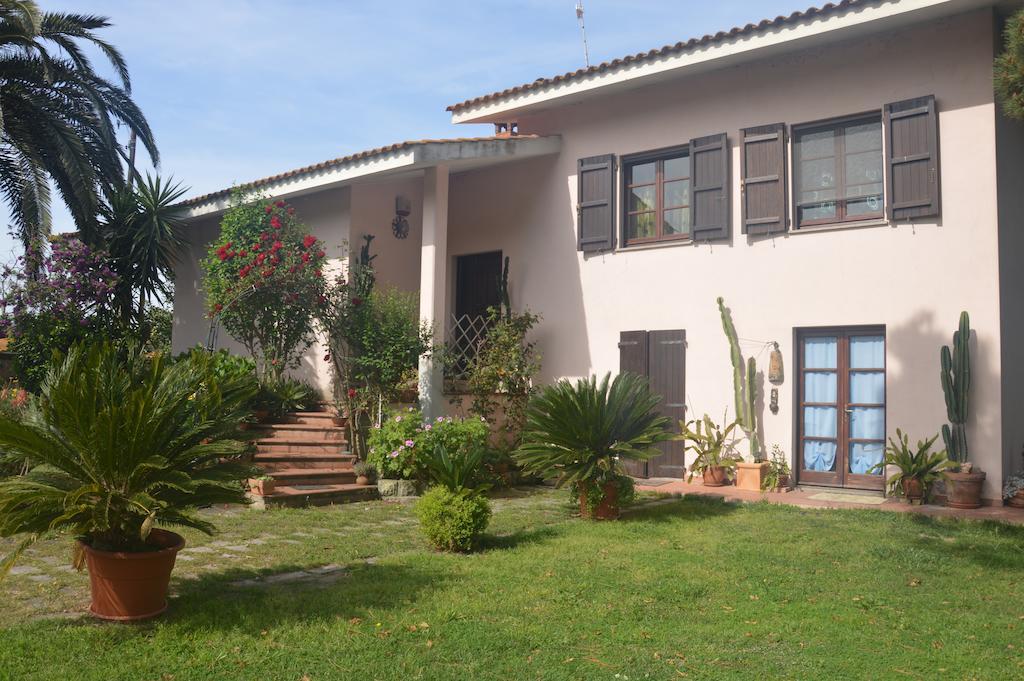B&B Fra E Fe Arborea Dış mekan fotoğraf