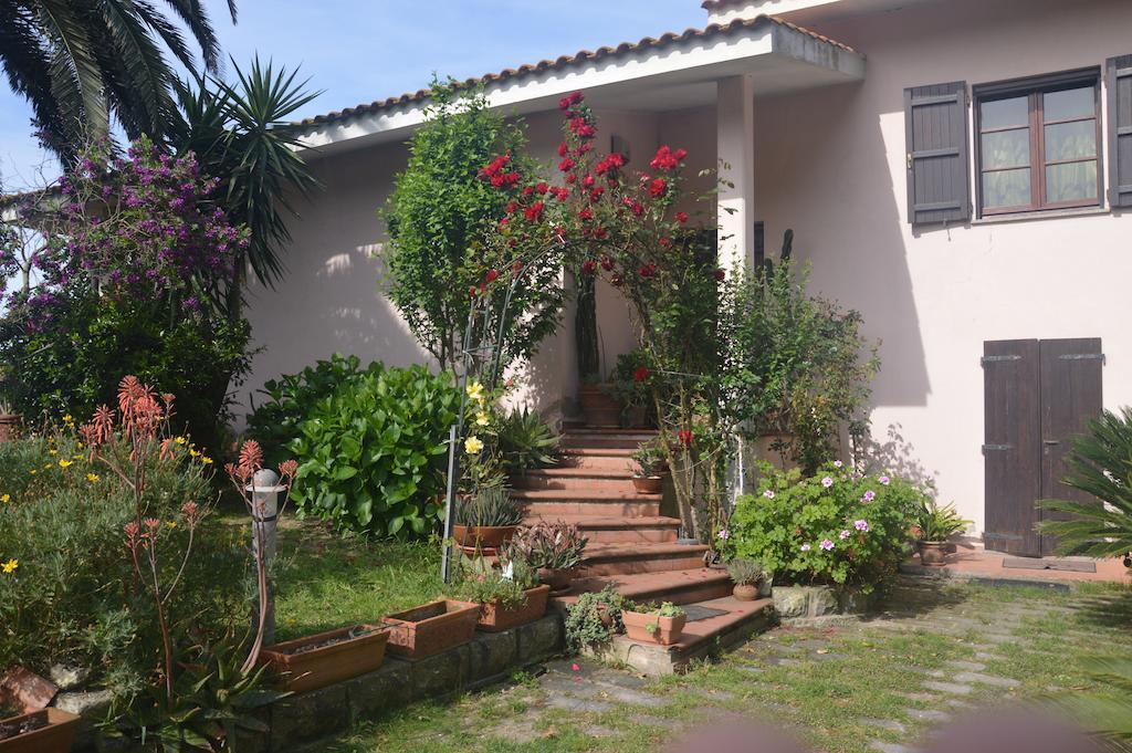 B&B Fra E Fe Arborea Dış mekan fotoğraf