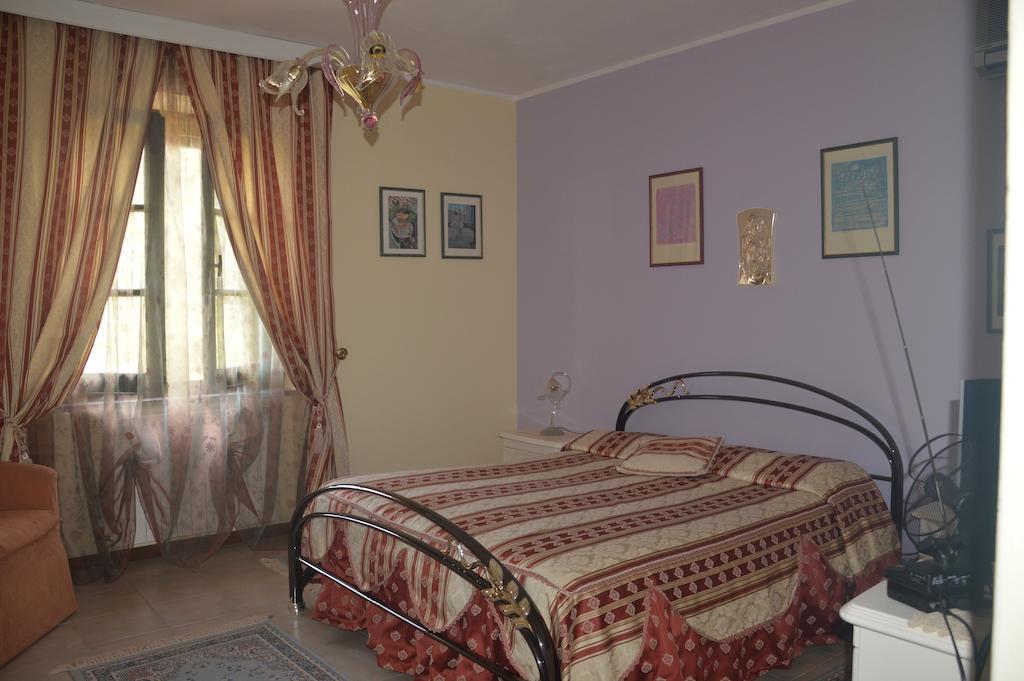 B&B Fra E Fe Arborea Oda fotoğraf